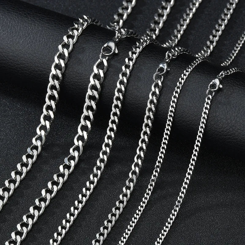 Cuban Link Necklace – 7mm Wide made of Stainless Steel