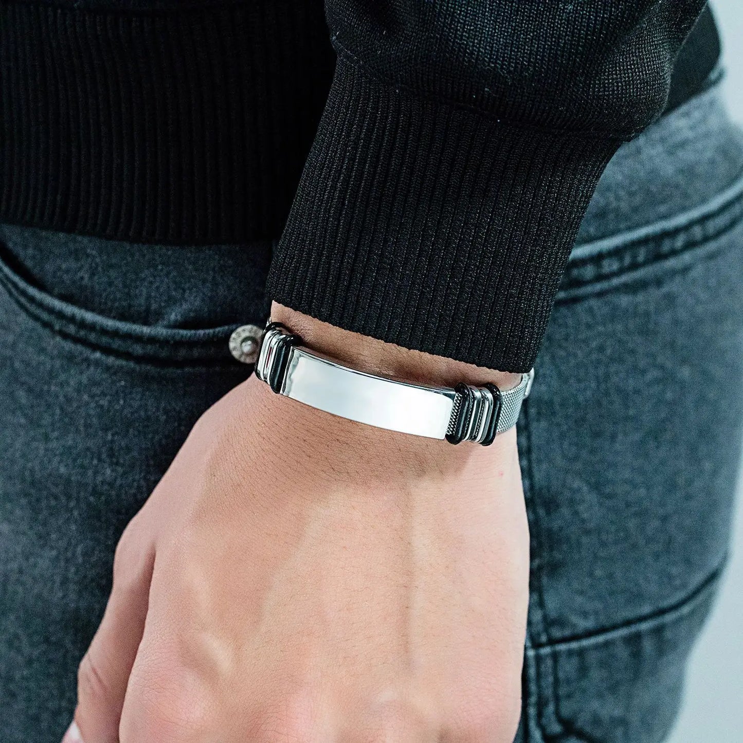 Custom text net bracelet